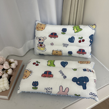 Παιδικό μαξιλάρι-φασόλι με ορθογώνιο σχήμα και σχέδιο καρτούν, γέμισμα από ίνες σόγιας, πολυεστερικό ύφασμα, βάρος έως 0,5 kg