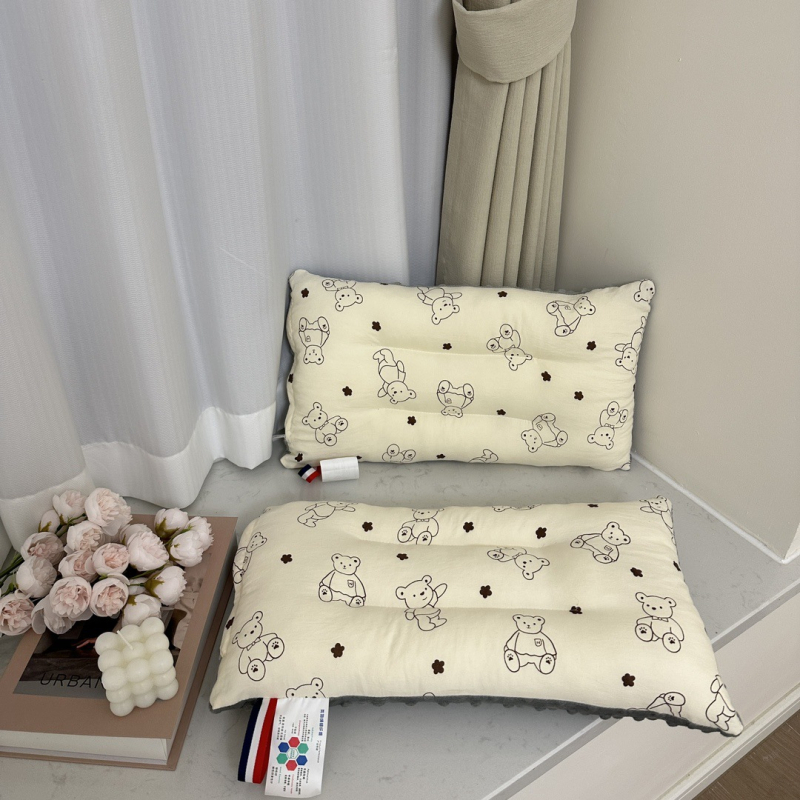 Παιδικό μαξιλάρι-φασόλι με ορθογώνιο σχήμα και σχέδιο καρτούν, γέμισμα από ίνες σόγιας, πολυεστερικό ύφασμα, βάρος έως 0,5 kg