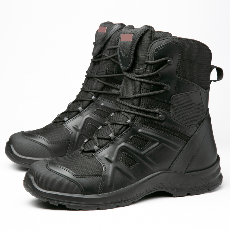 Ghete înalte de teren, talpă din cauciuc rezistentă la abraziune, respirante și amortizează șocuri; piele de vițel și țesătură impermeabilă