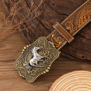 PU kožni pojas s udubljenim uzorkom, kopča od legure, kopčanje pločastim tipom, širina 2–4 cm