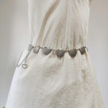 Metalni lanac za struk, duljina 80–100 cm, više petlji za remen, prilagodljiv, izlazak ljeta 2025