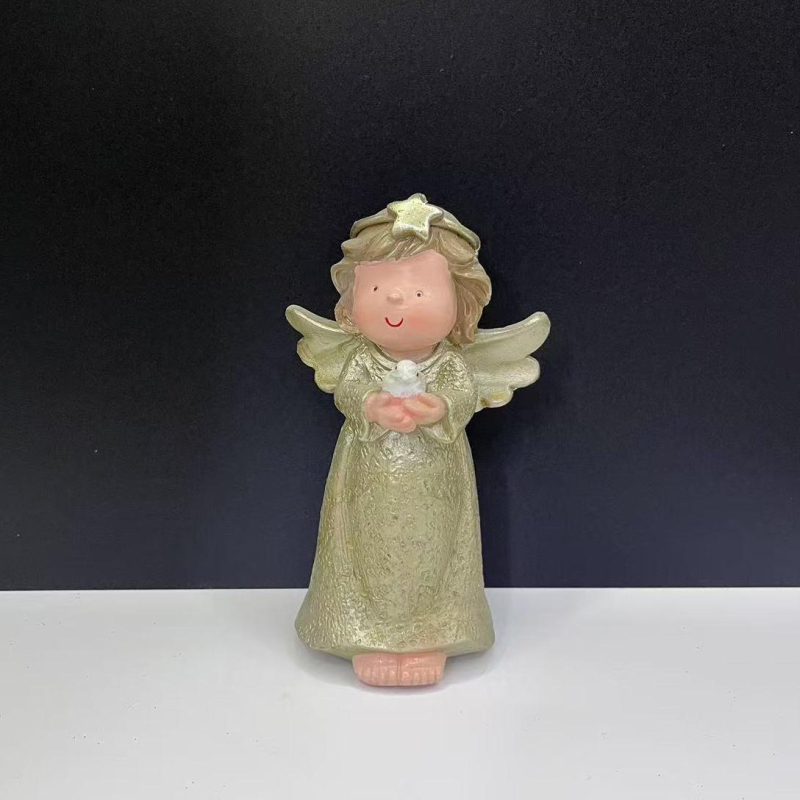 Molitveni anđeo figurica, smolna ručno izrađena dekoracija u karikaturalnom stilu, za dom i poklon za useljenje te suvenir za putovanje.