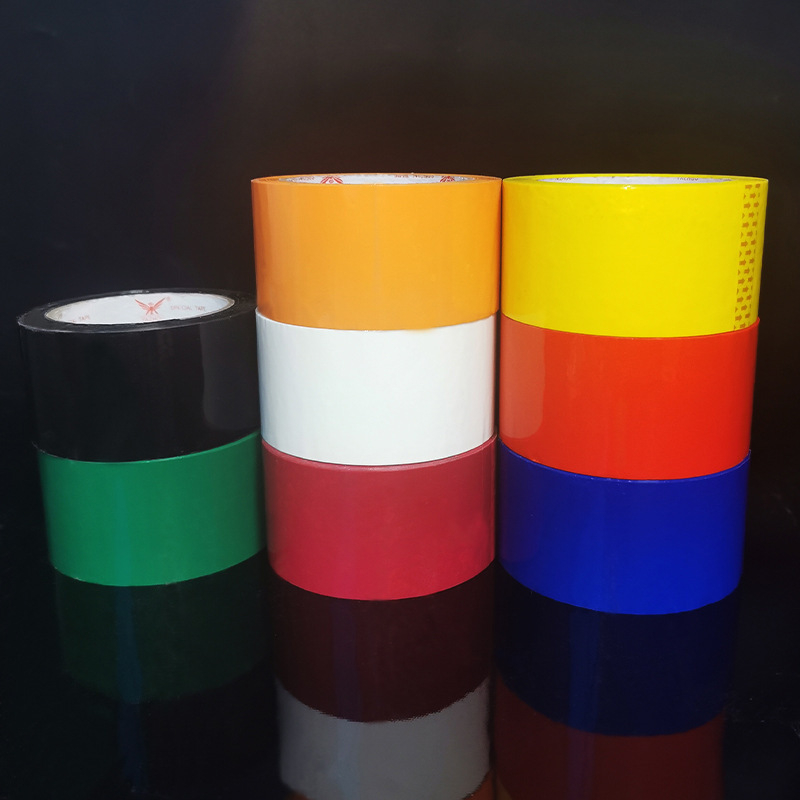 Paketna traka s BOPP filmom, 50 μm, ljepilo na bazi vode, otpornost na vlagu, otpornost na uobičajene temperature