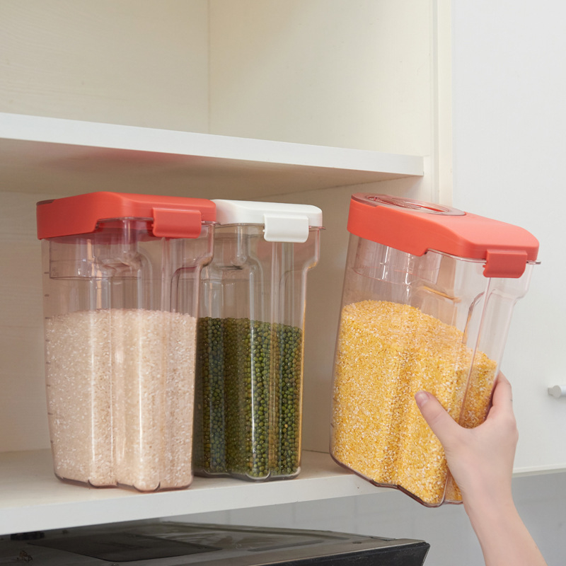 Spremnik za žitarice s hermetičkim zatvaranjem, otporan na vlagu i insekte, od PP plastike, kapacitet ispod 4 L, mogućnost tiskanja logotipa