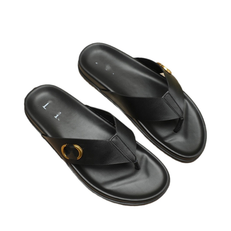 Férfi bőrszandál nyílt lábujjjal, felső rész bőr, gumírozott talp, lélegző és csúszásmentes