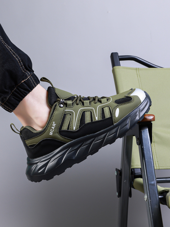 Pantofi de drumeție - șiret frontal, căptușeală din plasă, partea superioară din piele sintetică, talpă intermediară PU, talpă MD