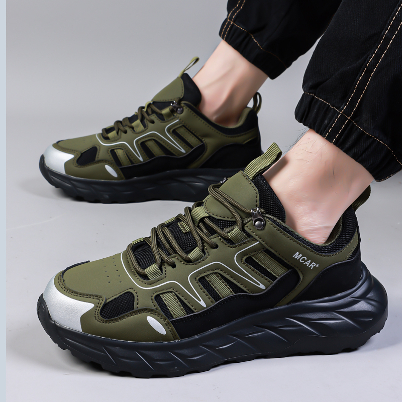 Pantofi de drumeție - șiret frontal, căptușeală din plasă, partea superioară din piele sintetică, talpă intermediară PU, talpă MD