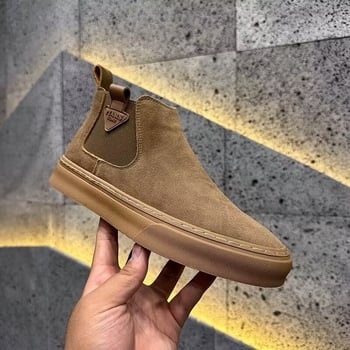 Férfi velúr magas szárú Chelsea csizma textil béléssel, gumitalppal, PU talpabetéttel, középmagas szár, melegen tart