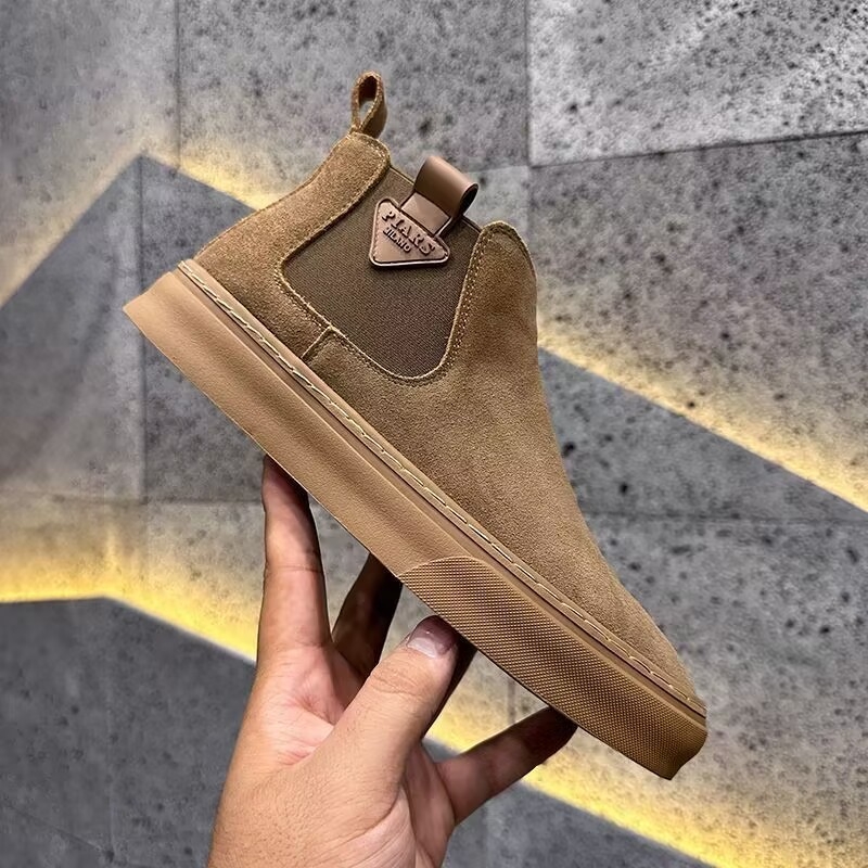 Férfi velúr magas szárú Chelsea csizma textil béléssel, gumitalppal, PU talpabetéttel, középmagas szár, melegen tart