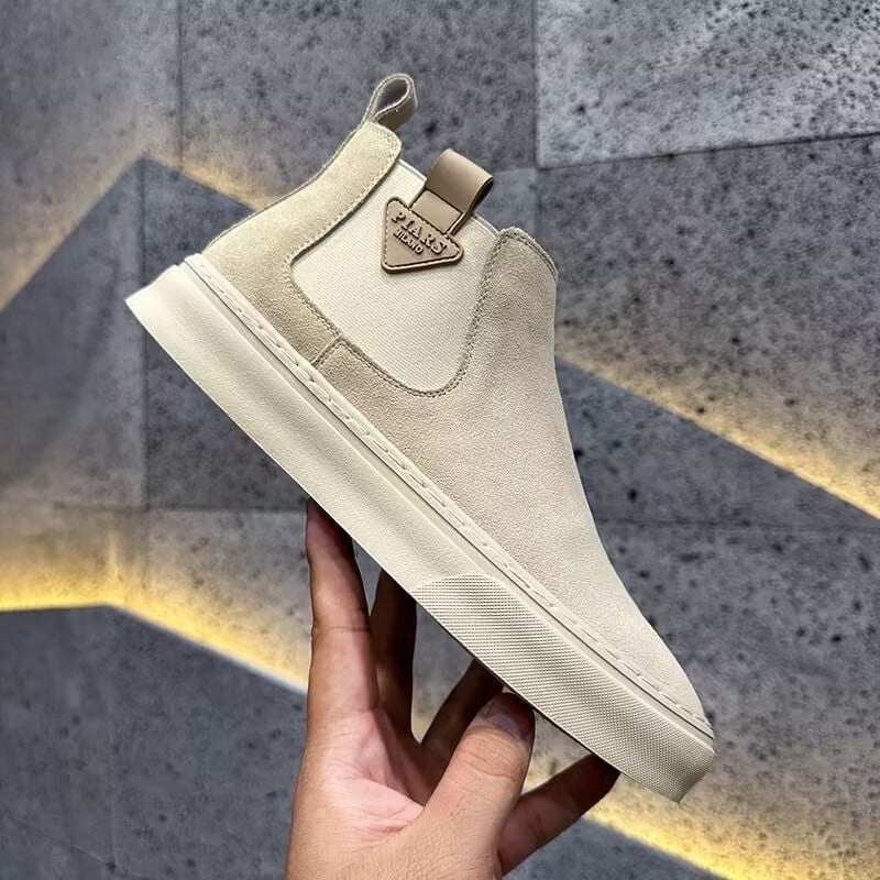 Férfi velúr magas szárú Chelsea csizma textil béléssel, gumitalppal, PU talpabetéttel, középmagas szár, melegen tart