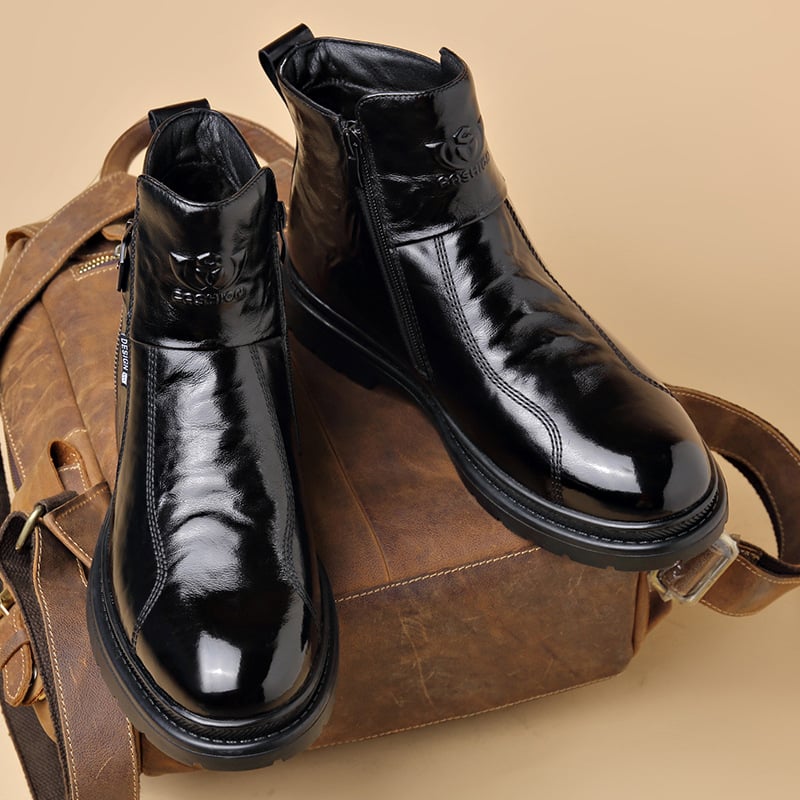 Muške Chelsea čizme od prave kože, prozračna podstava, bočni zatvarač, gumena potplat