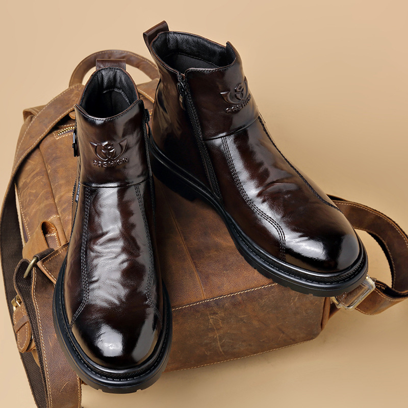 Muške Chelsea čizme od prave kože, prozračna podstava, bočni zatvarač, gumena potplat