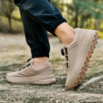 Pantofi sport casual pentru oraș cu partea superioară din țesătură, talpă din material compozit, închidere cu cataramă, căptușeală textile, talpă antiderapantă