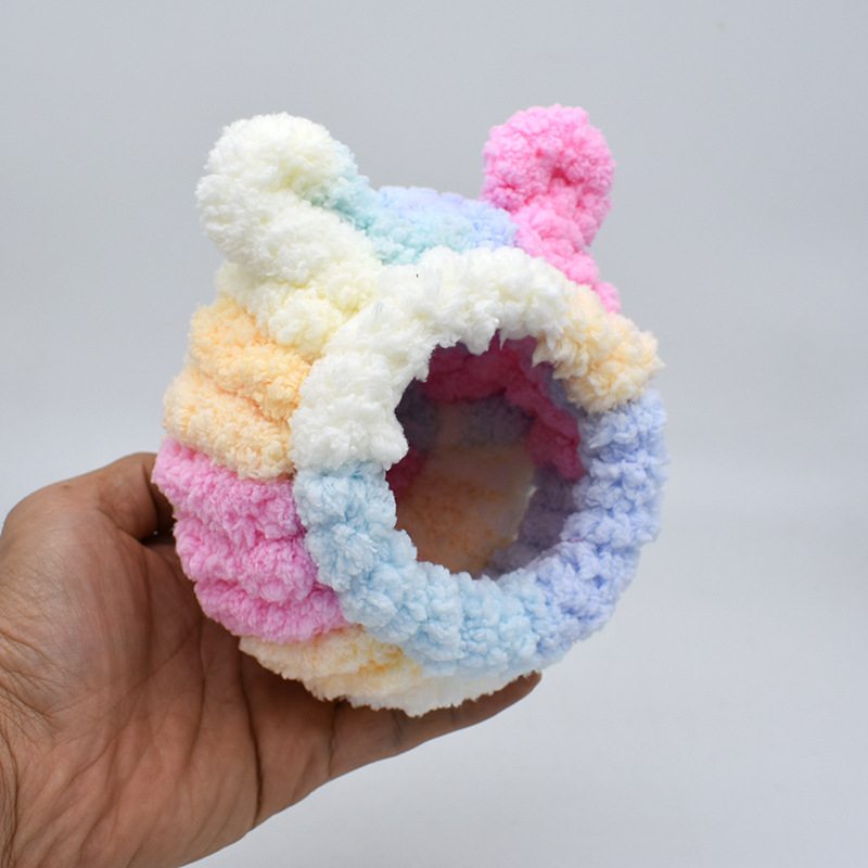 Cuib pluș pentru hamster – rotund, pentru interior, iarnă, material poliester, menține căldura și oferă odihnă și ascunzătoare