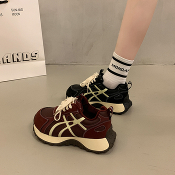 Adidași pentru femei cu căptușeală din fleece, talpă din cauciuc groasă, înălțime înaltă, închidere cu șiret în față, partea superioară din piele sintetică