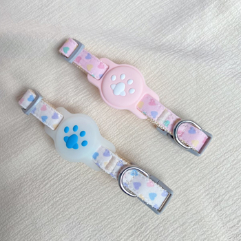 AirTag-es háziállat nyakörv, szilikon védőburkolat, szív mintázat, állítható nylonos anti-lost nyakörv, poliészter anyag