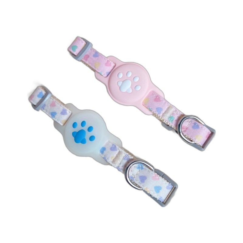 AirTag-es háziállat nyakörv, szilikon védőburkolat, szív mintázat, állítható nylonos anti-lost nyakörv, poliészter anyag