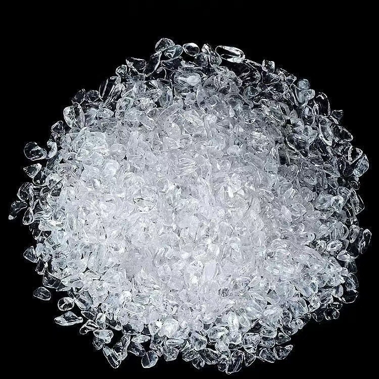 Kristalni grubi kamen – energetski kamen za bogatstvo i uređenje Budinog krajolika