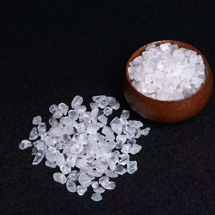 Kristalni grubi kamen – energetski kamen za bogatstvo i uređenje Budinog krajolika