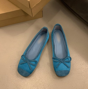 Ravne balerine s okruglim vrhom, gornji dio od super vlakna, ulošak PU, potplat od gume, niska potpetica