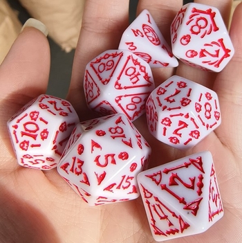 Set od 7 višestranih kockica za D&D sa elementima Noći vještica (akril, zaobljeni kutovi, mogućnost prilagodbe, porijeklo Foshan)