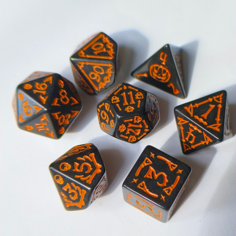 Set od 7 višestranih kockica za D&D sa elementima Noći vještica (akril, zaobljeni kutovi, mogućnost prilagodbe, porijeklo Foshan)