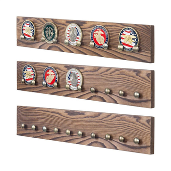 Držač za novčiće i izložak kasino čipova od borovine, moderni stil