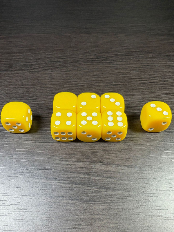 Akrilne kockice s zaobljenim kutovima (Materijal: akril; Brend: Great dice; Pakiranje: 500 komada; Prilagodba dostupna)