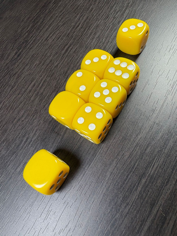 Akrilne kockice s zaobljenim kutovima (Materijal: akril; Brend: Great dice; Pakiranje: 500 komada; Prilagodba dostupna)