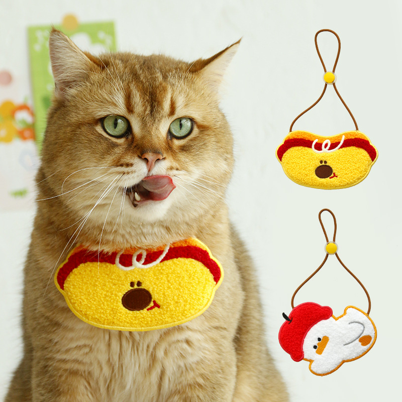 Pet cartoon-embroidered bib with towel, felt material, adjustable collar
