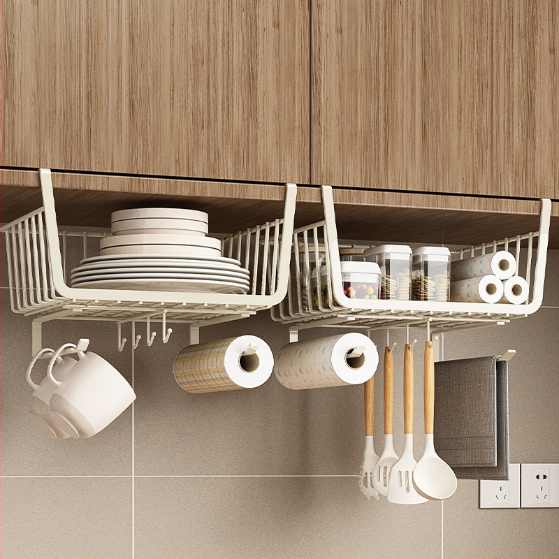 Držač kuhinjske papirne role bez bušenja za ormarić — drži papir, foliju i vrećice; izrađen od karbonskog čelika; skandinavski stil.