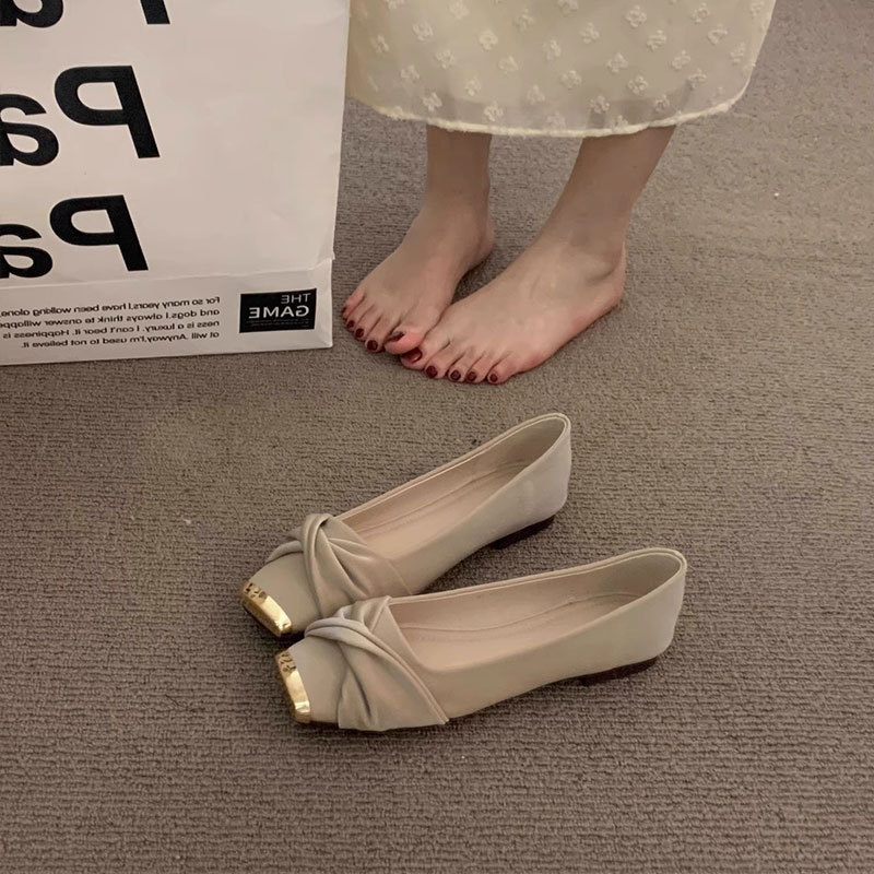 Ženske slip-on plošne cipele za svakodnevnu upotrebu, kvadratni vrh, niski pet 1-3 cm, gumena potplata, ulošak od Super Fiber
