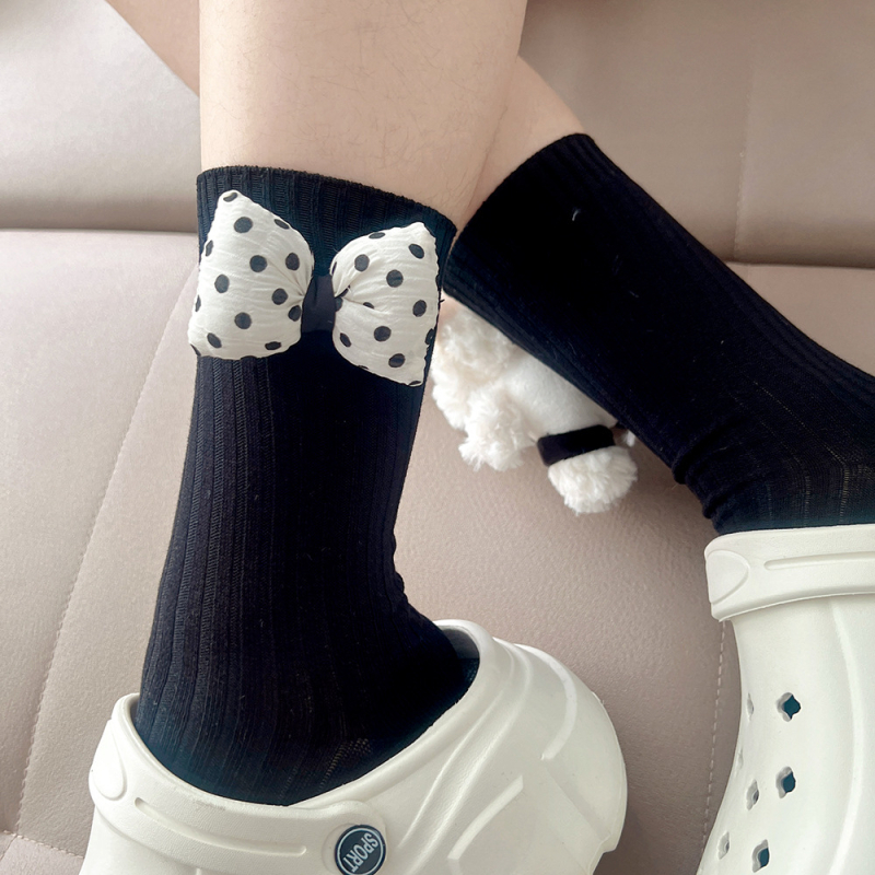 Damske pamukaste čarape srednje dužine, jedinstven vzor, upijaju znoj, 70–80% pamuka, udoban casual stil