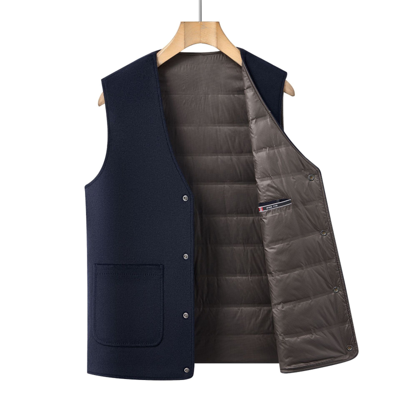 Férfi gyapjú ujjatlan mellény, téli vastag kivitel, gallér nélküli, egy soros zárás