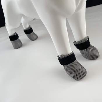 Macska mancsvédő zoknik — egyszínű poliészter, kötött anyag, domborított mintázat, minden évszakban viselhető, mindennapi stílusú háziállat cipő