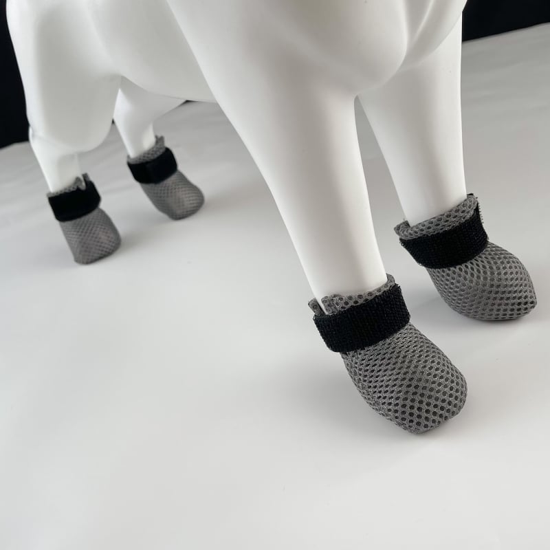 Macska mancsvédő zoknik — egyszínű poliészter, kötött anyag, domborított mintázat, minden évszakban viselhető, mindennapi stílusú háziállat cipő