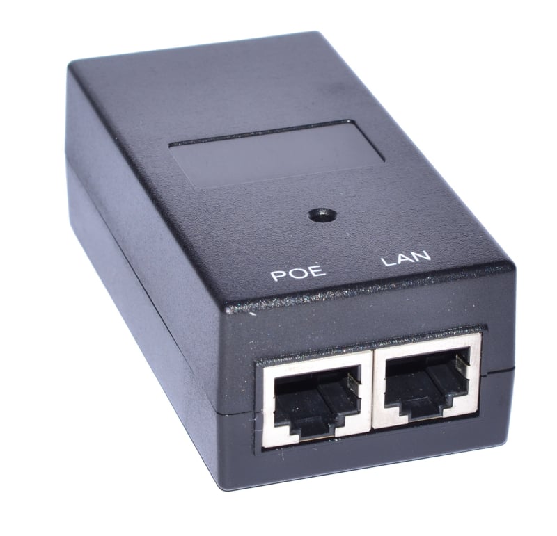 Stolno AC/DC napajanje s PWM upravljanjem, puni most, ulaz 100–240 V, izlaz 24 V 0,5 A, IP65 zaštita.