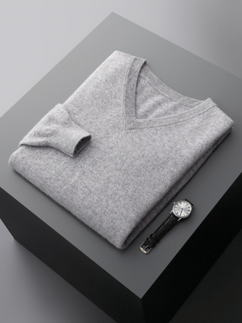 Мъжки кашмирен пуловер с V-образно деколте, корейски стил, прилепнал модел; съдържание на кашмир 41-45%, Зимна колекция 2024