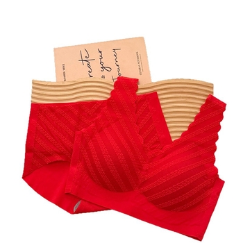 Najlon grudnjak set bez žice, 3/4 košarice, tanke oblikovane čašice, pull-on stil