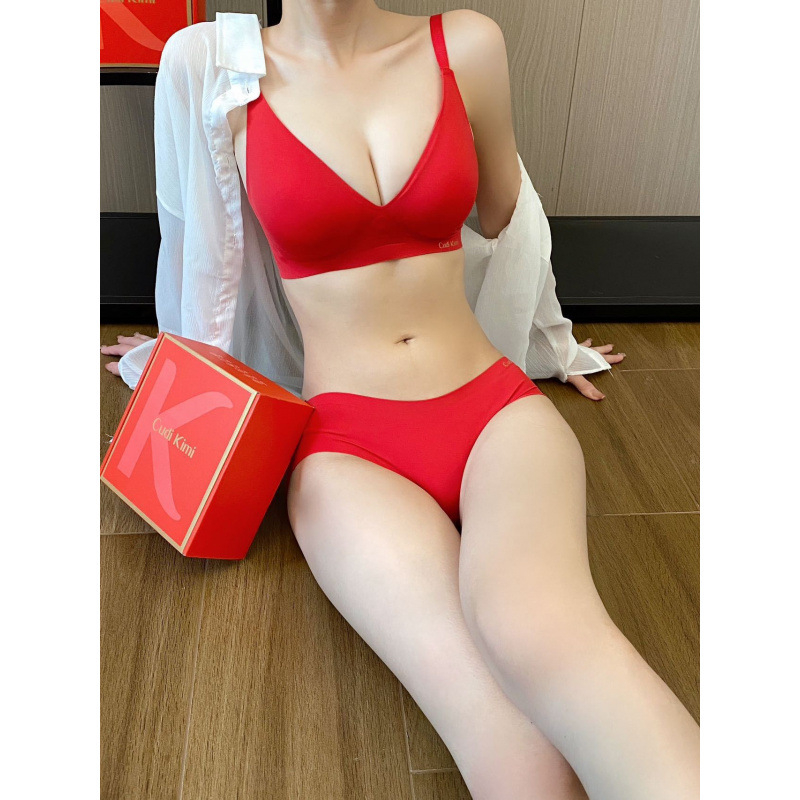 Set grudnjaka s košaricama 3/4, mekan čelični prsten, fiksne dvostruke naramenice, dvostruke kopče straga, najlon tkanina, duboki V