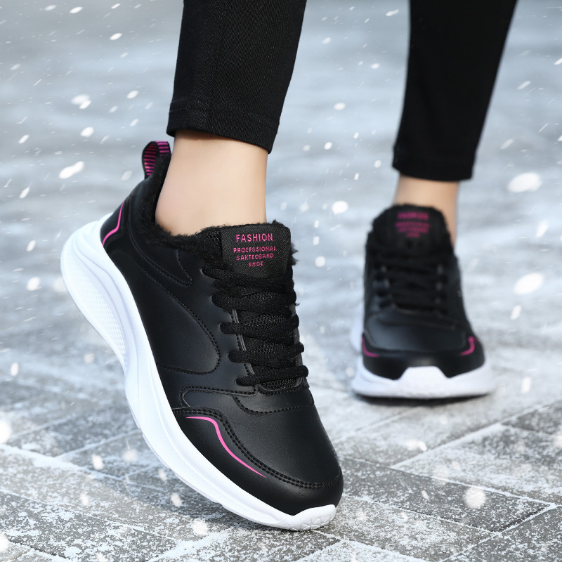 Ženske tenisice od sintetičke kože, podstava od umjetnog krzna, lagane i prozračne MD potplat, okrugli vrh, šnuralo zatvaranje