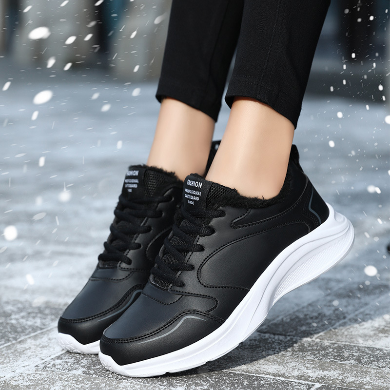 Ženske tenisice od sintetičke kože, podstava od umjetnog krzna, lagane i prozračne MD potplat, okrugli vrh, šnuralo zatvaranje