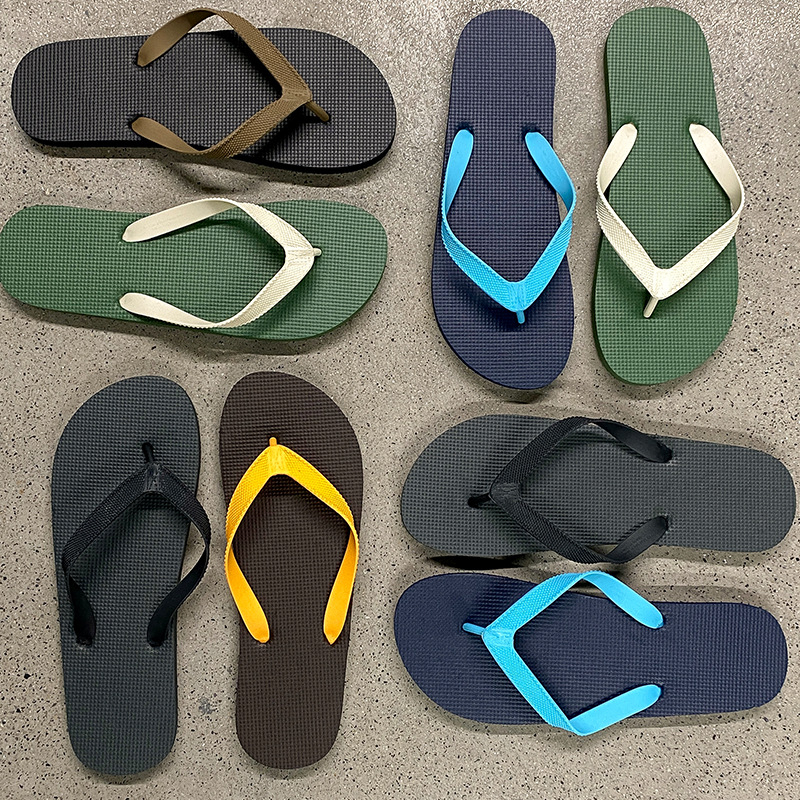 Summertaste Muške ležerne flip-flop sandale, PVC gornji dio, đon od pjene od gume, injekcijsko oblikovane, protuklizne, ljeto 2025