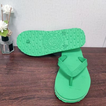 Sandale s PVC gornjim dijelom, potplat od pjene gume, injekcijsko oblikovanje, ljeto 2020 izdanje