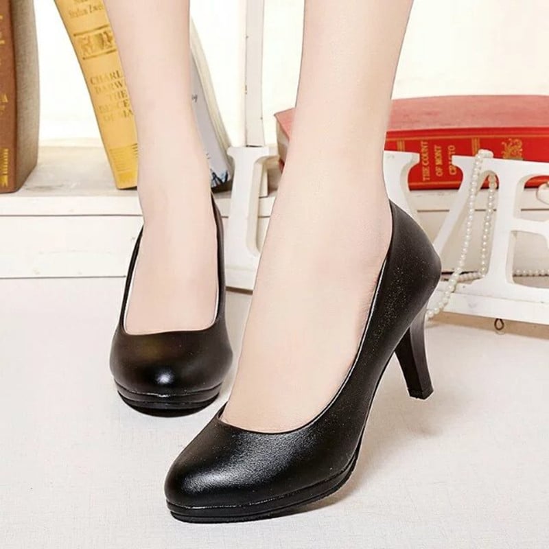 Ženske visoke potpetice, okrugli vrh, PU gornji dio, visina potpetice 6–8 cm, jednobojni uzorak