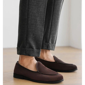 Muški loafers bez vezica od nubuka, casual mokasin stil, gumena potplat, prozračna PU uložak