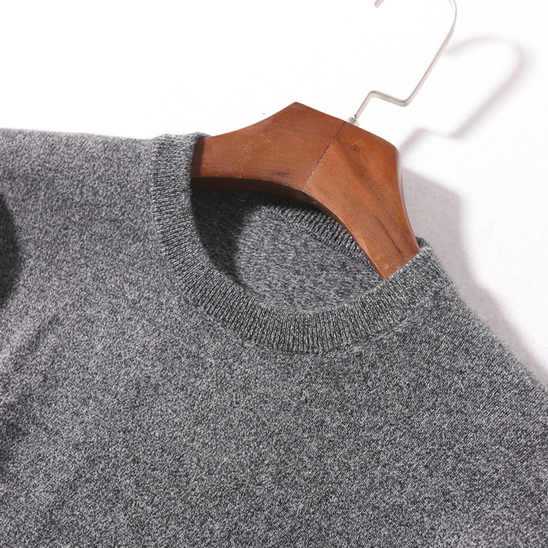Мъжки кашмирен пуловер с кръгло деколте, свободен силует, дълги ръкави, 30–35% кашмир, есен