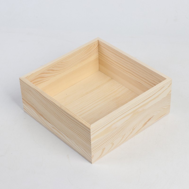 Bez poklopca drvena kutija od borovine za skladištenje — model 19, ručno izrezbarena, mogućnost tiska logotipa