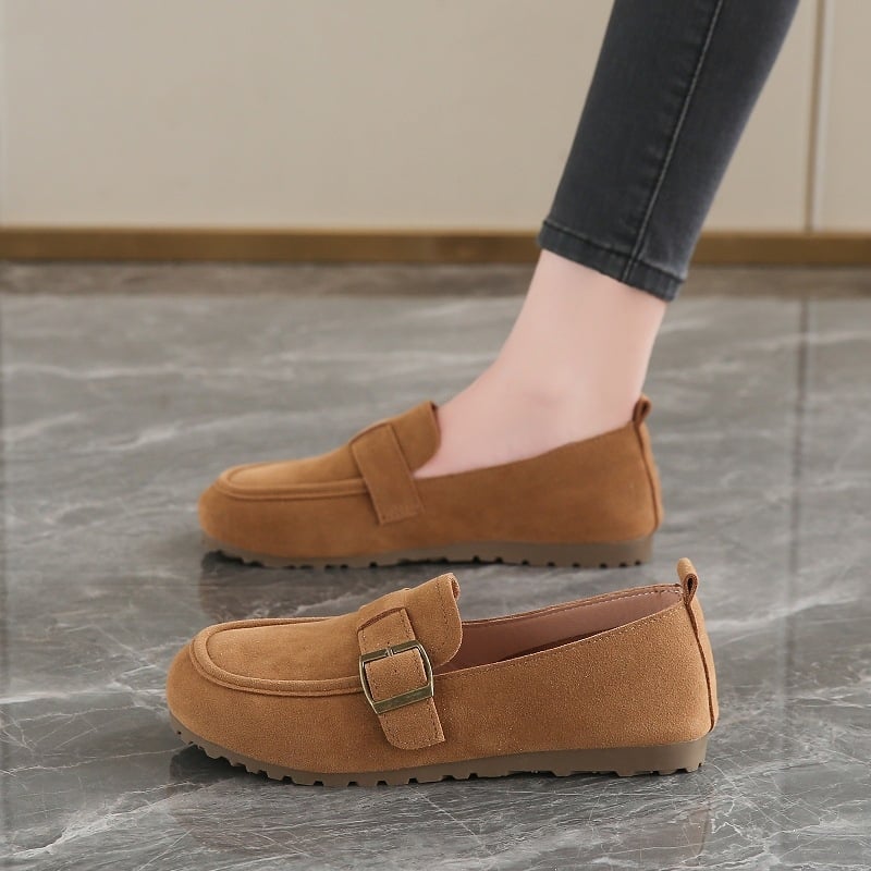 Ženske slip-on ravne cipele s umjetnim plišem na gornjem dijelu, prugasti uzorak, niska mačja peta, proljeće 2025