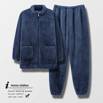 Пижама комплект от корално плюш, стойкова яка, дълги ръкави, панталони; 100% полиестер, средна дебелина, 251-300 g/m2